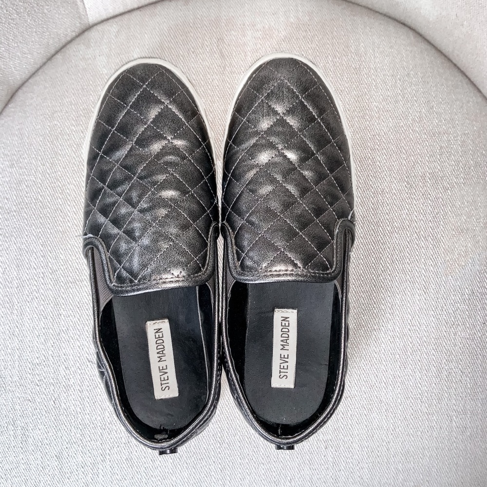 Steve Madden Ecentrcq Slip On Casual Shoe Gray